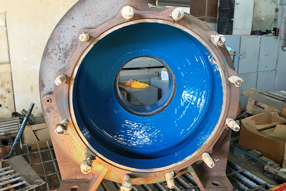 Pumpenreparatur mit Epoxid- und Keramik-Reparatursystemen