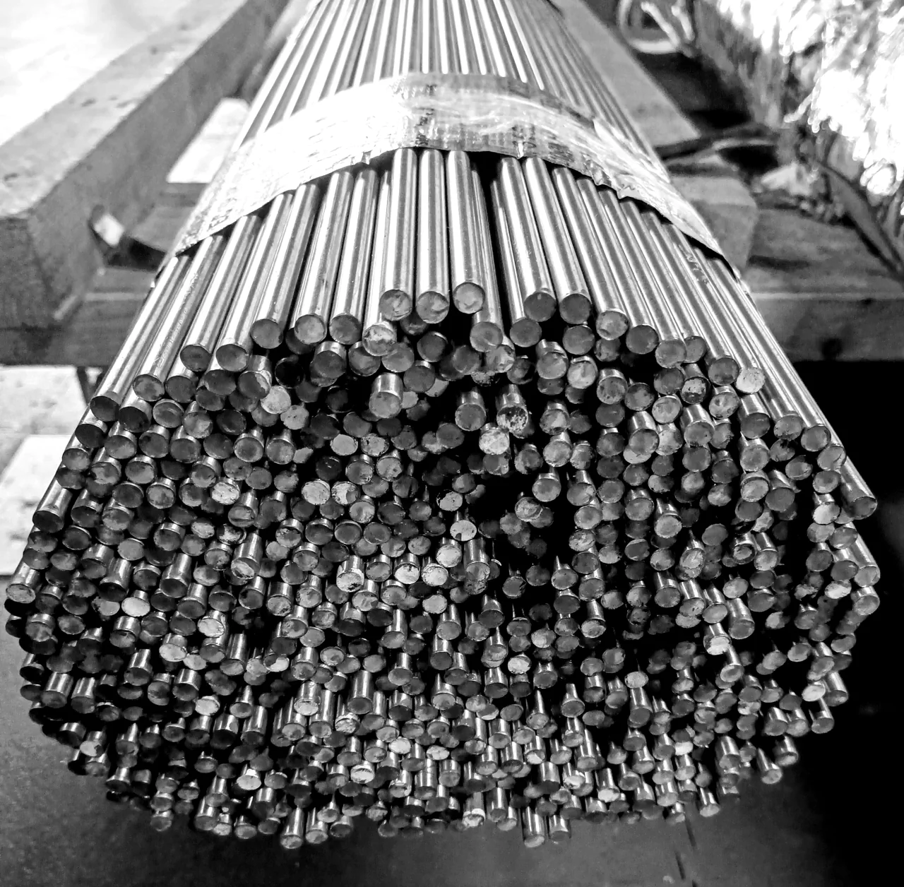 Rohmaterial: Metallstäbe für Biegearbeiten