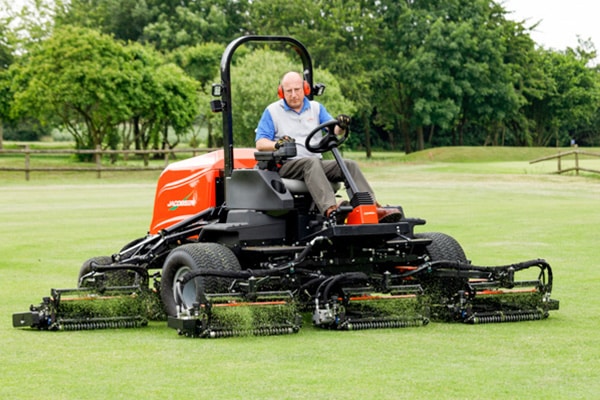 Jacobsen F407 Mäher