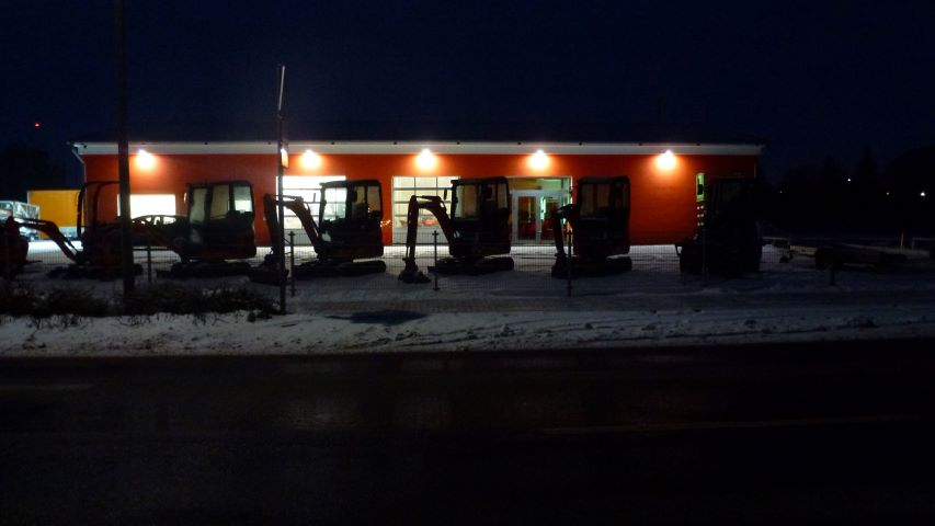 Baumaschinen (Bagger, Lader, Arbeitsbühnen)
