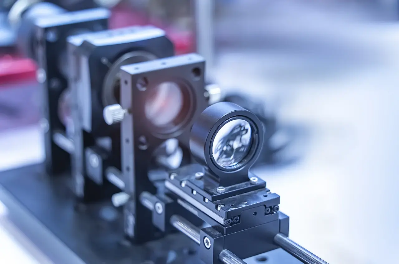 Feinmechanische Baugruppe für photonische Anwendungen