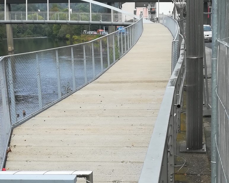 Gehwegplatten für Brücken