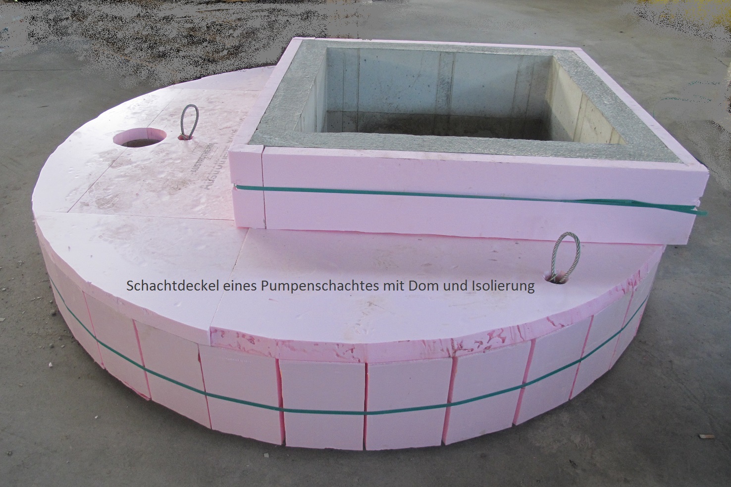 Monolithbehälter mit werkseitiger Isolierung