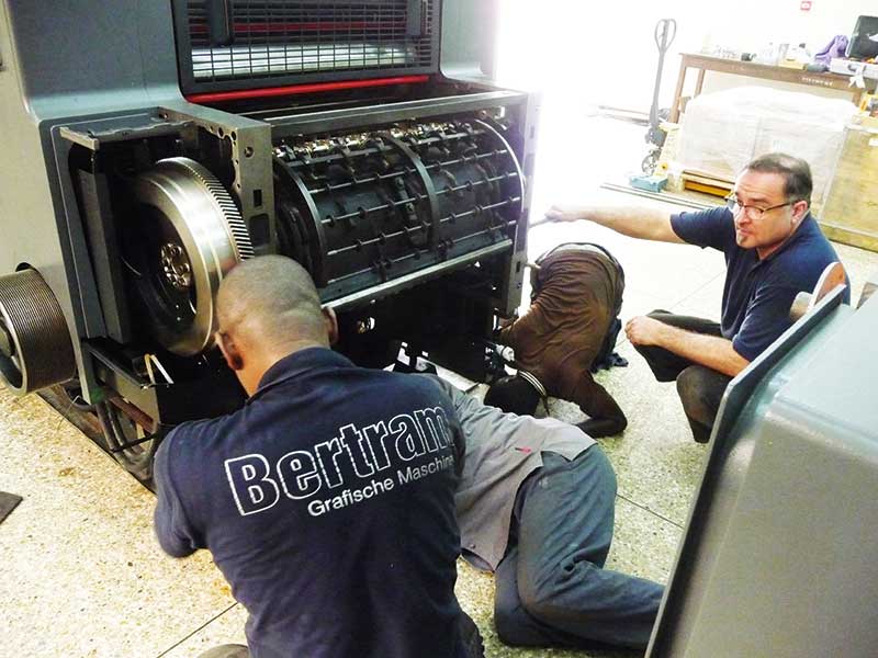 Maschineninstallation (Speedmaster-Aufbau)