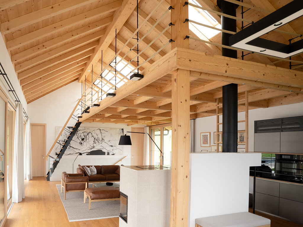 Private house on Lake Attersee – interior design with RETRO spruce