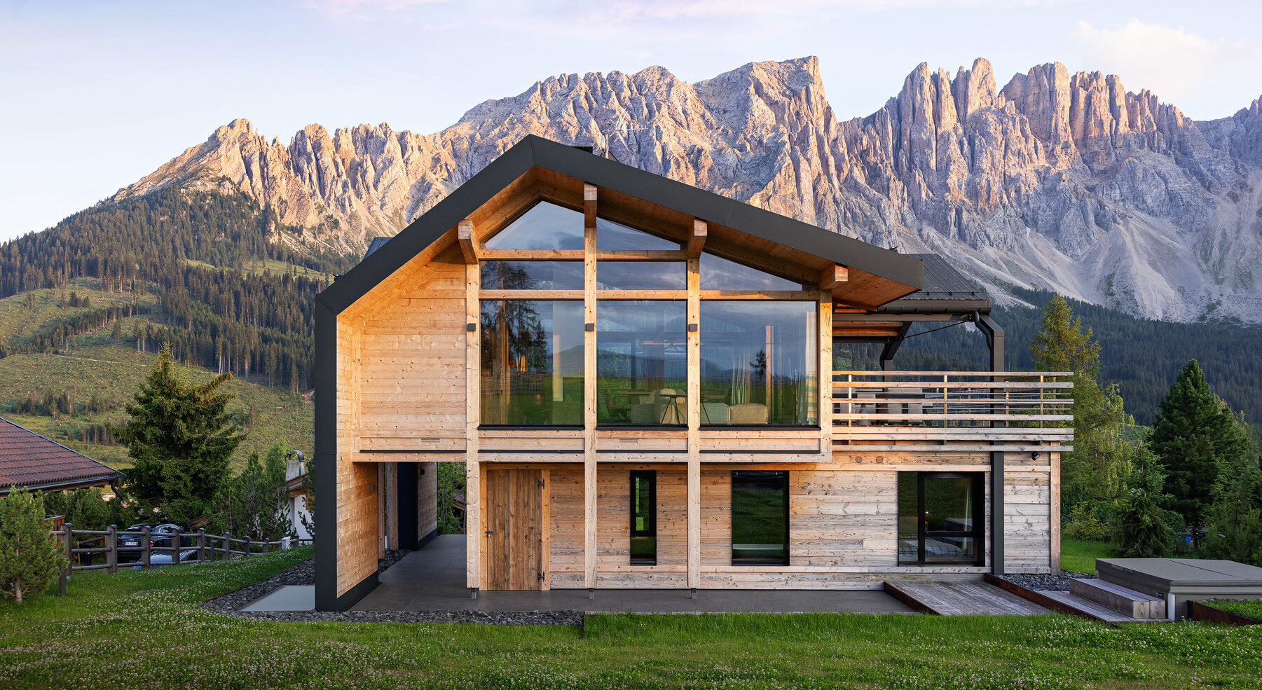 Installed RETROTIMBER surfaces, Chalet S at Lake Carezza