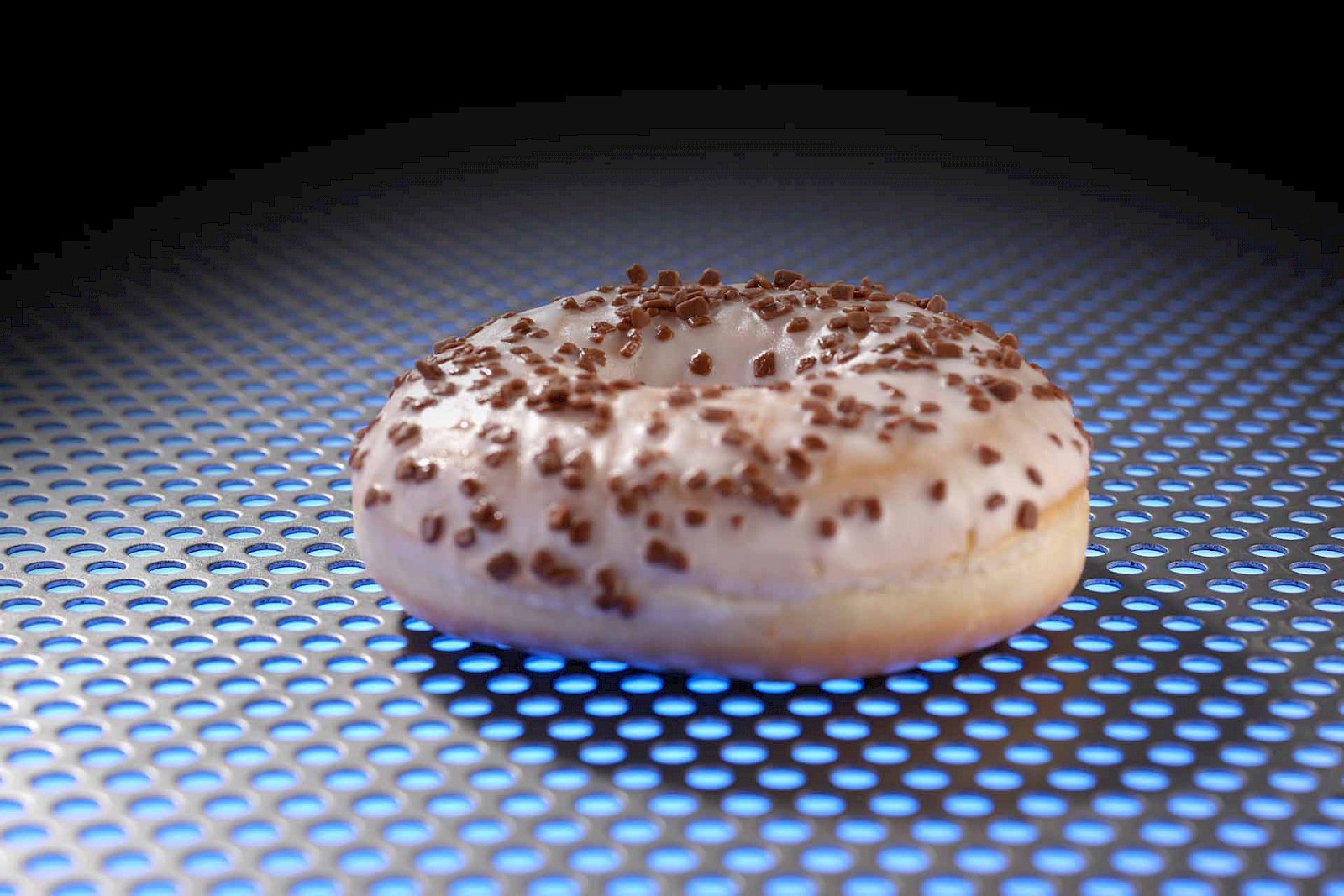 Dippen von Berlinern und Donuts