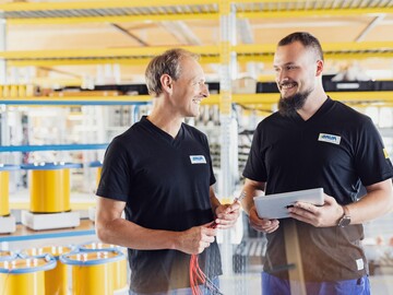 Technischer Support für Kunden weltweit