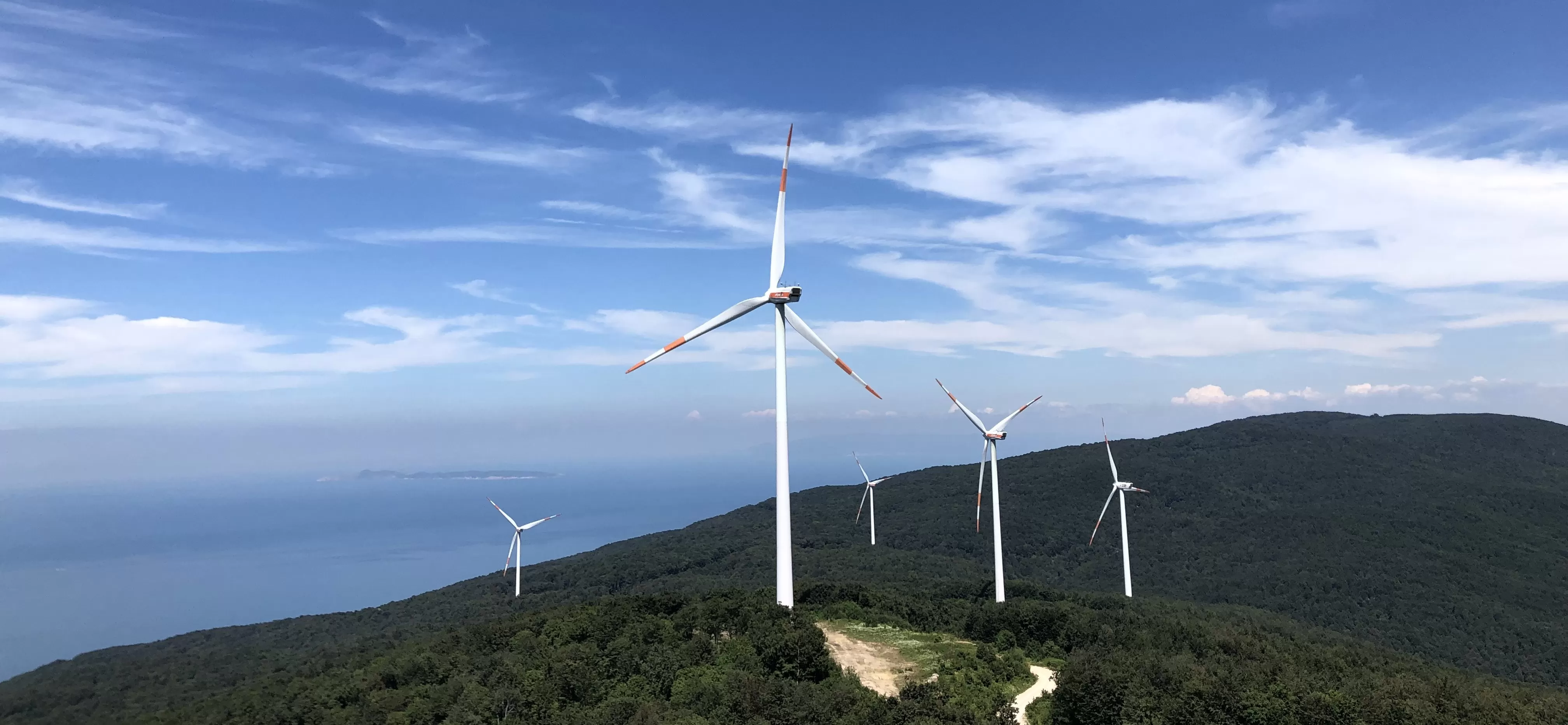 Windkraftanlagen im Betriebsfeld