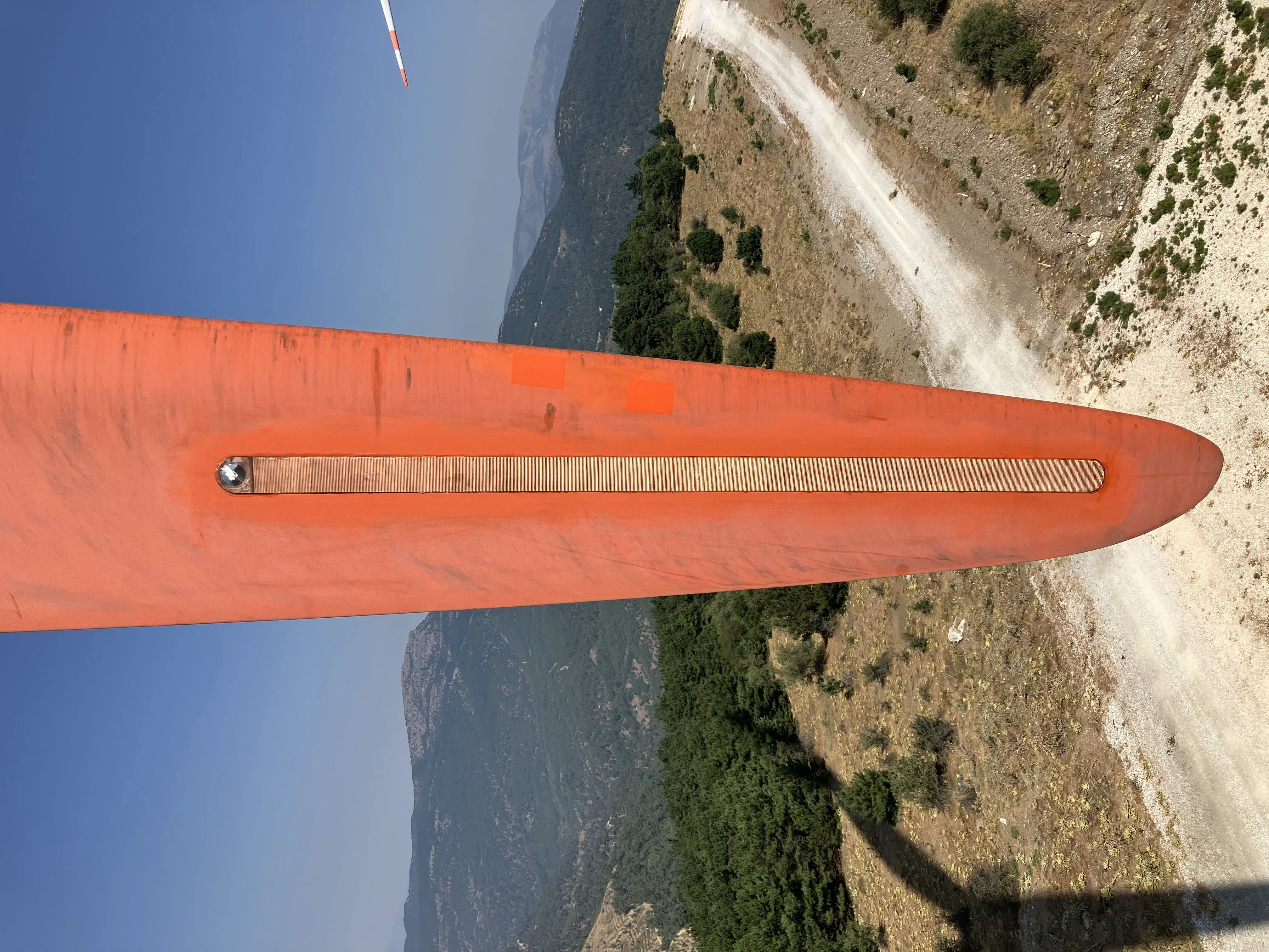 Copper-Strip-Retrofit für Vestas-Rotorblätter mit Carbon-Spar