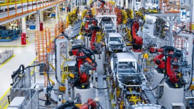 Robot arm in body manufacturing