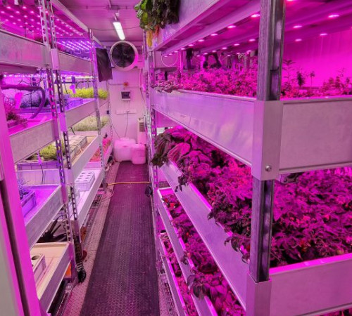 Indoor farming system