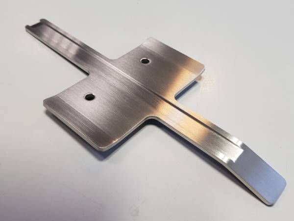 Metallhalterung