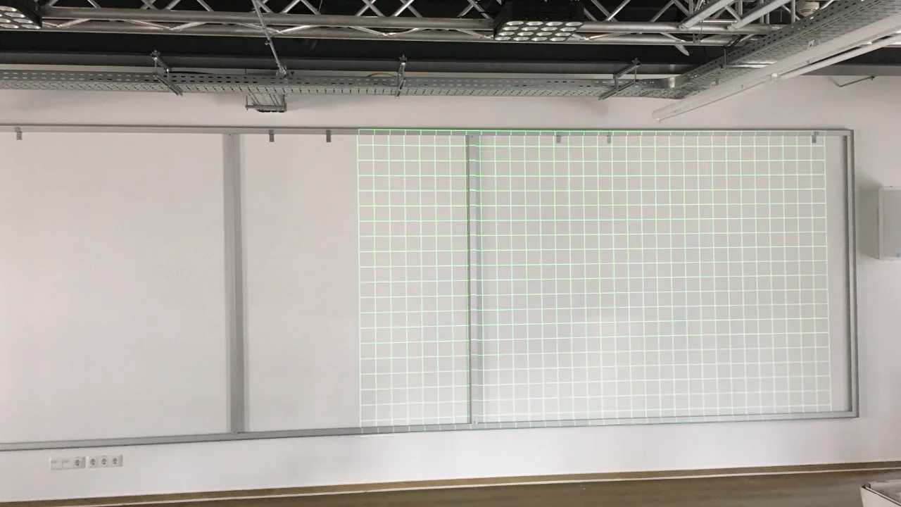 Large-format acoustic image with digital print in the AluFrame system