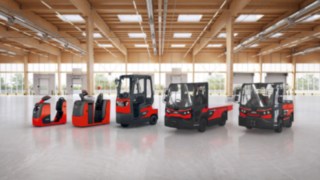 Schlepper und Plattformwagen