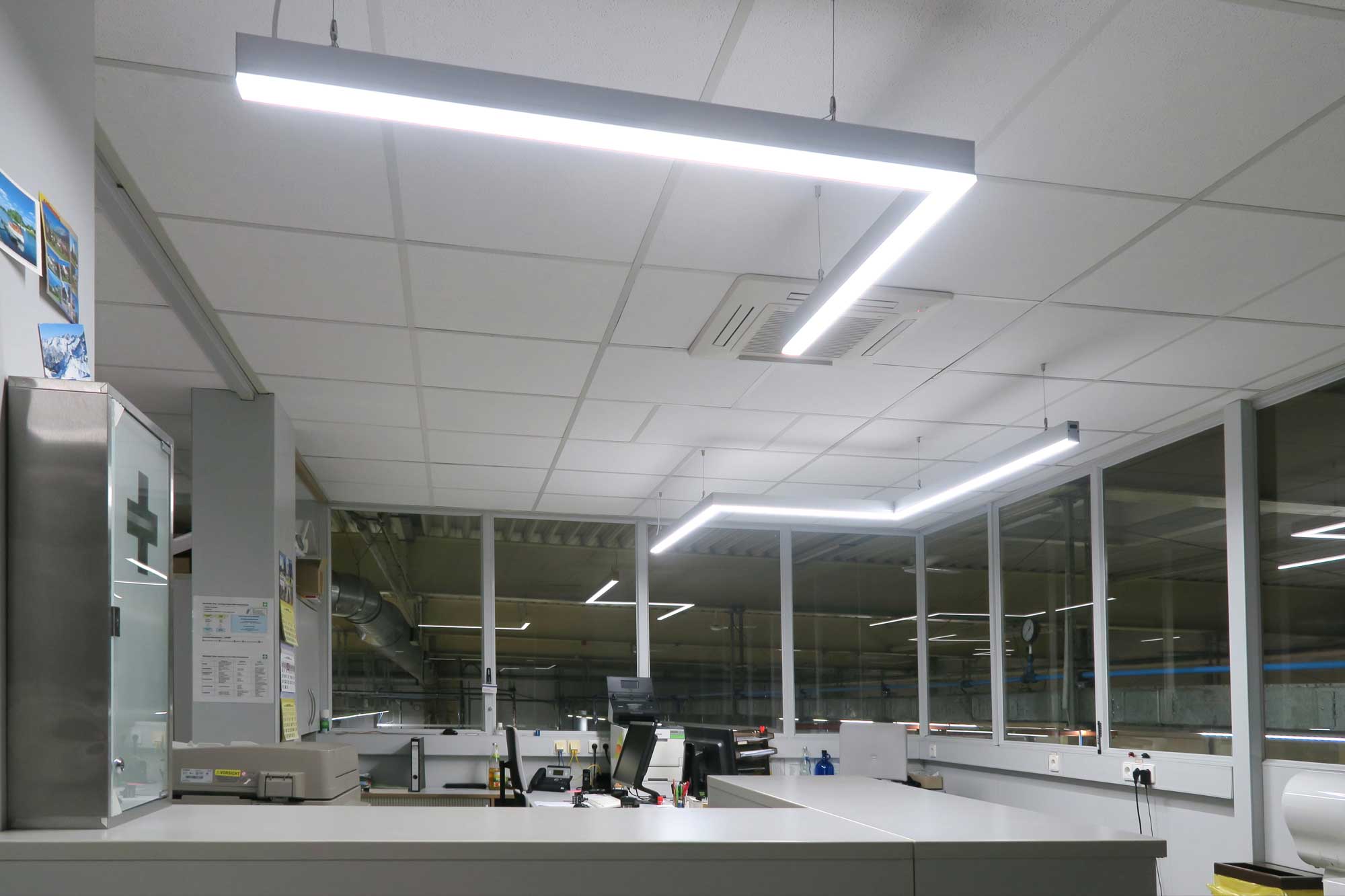 LED Arbeitsplatzleuchte KB WORKLIGHT.PRO