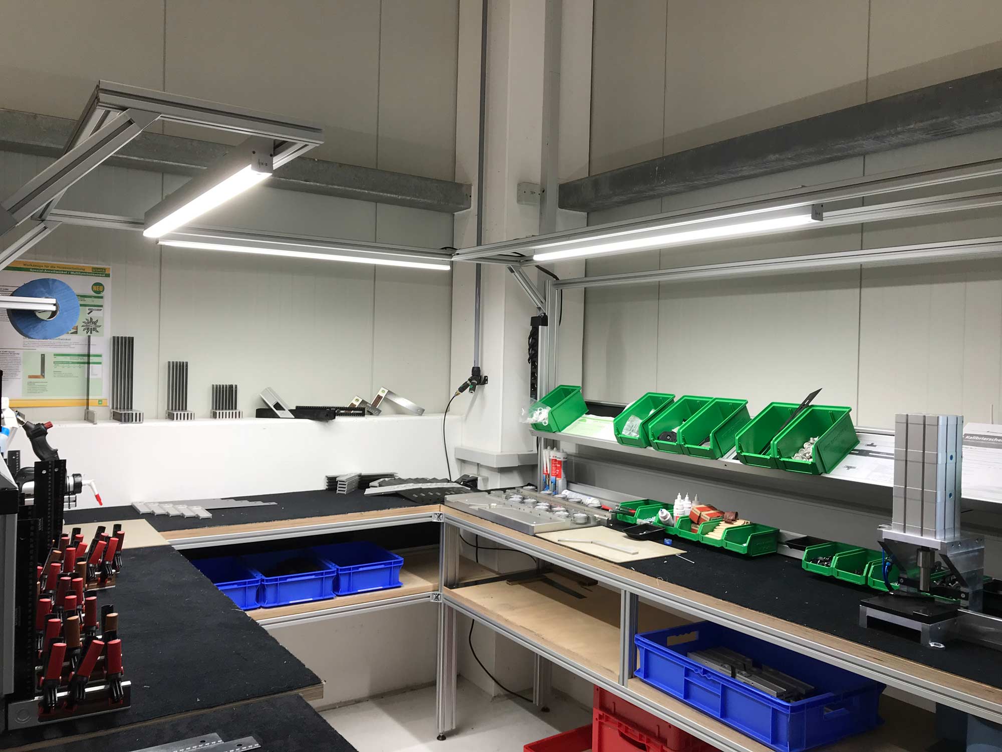 Produktion und Montage der LED-Leuchtensysteme
