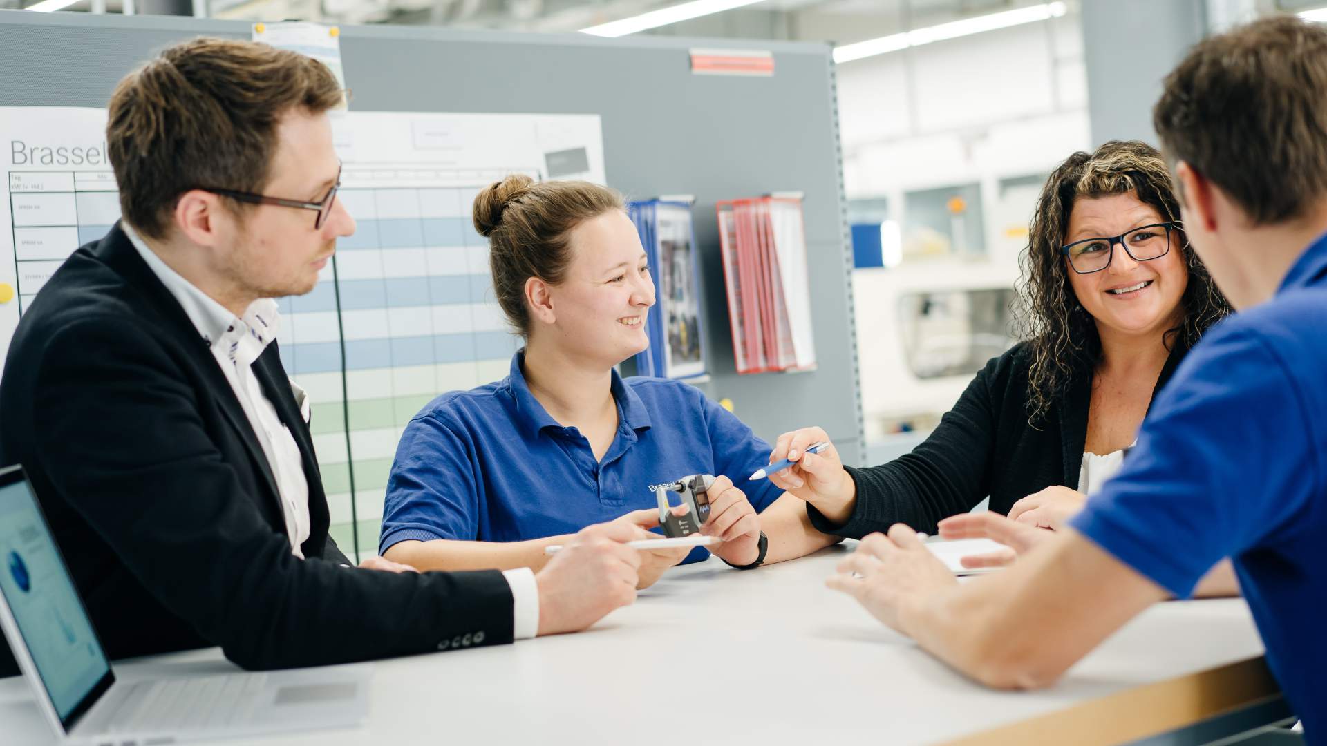 Mitarbeitende am Standort Lemgo