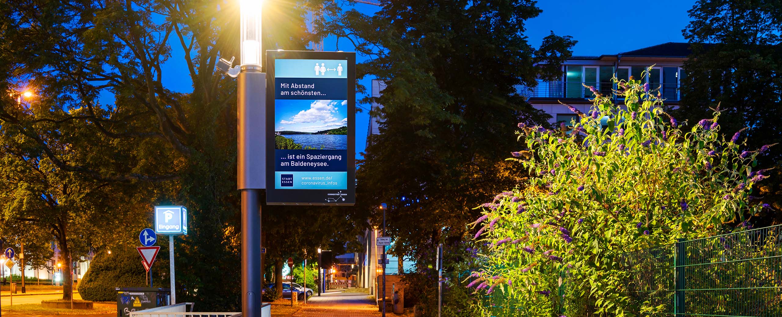 POLESCREEN – Digital Signage an Straßenbeleuchtung