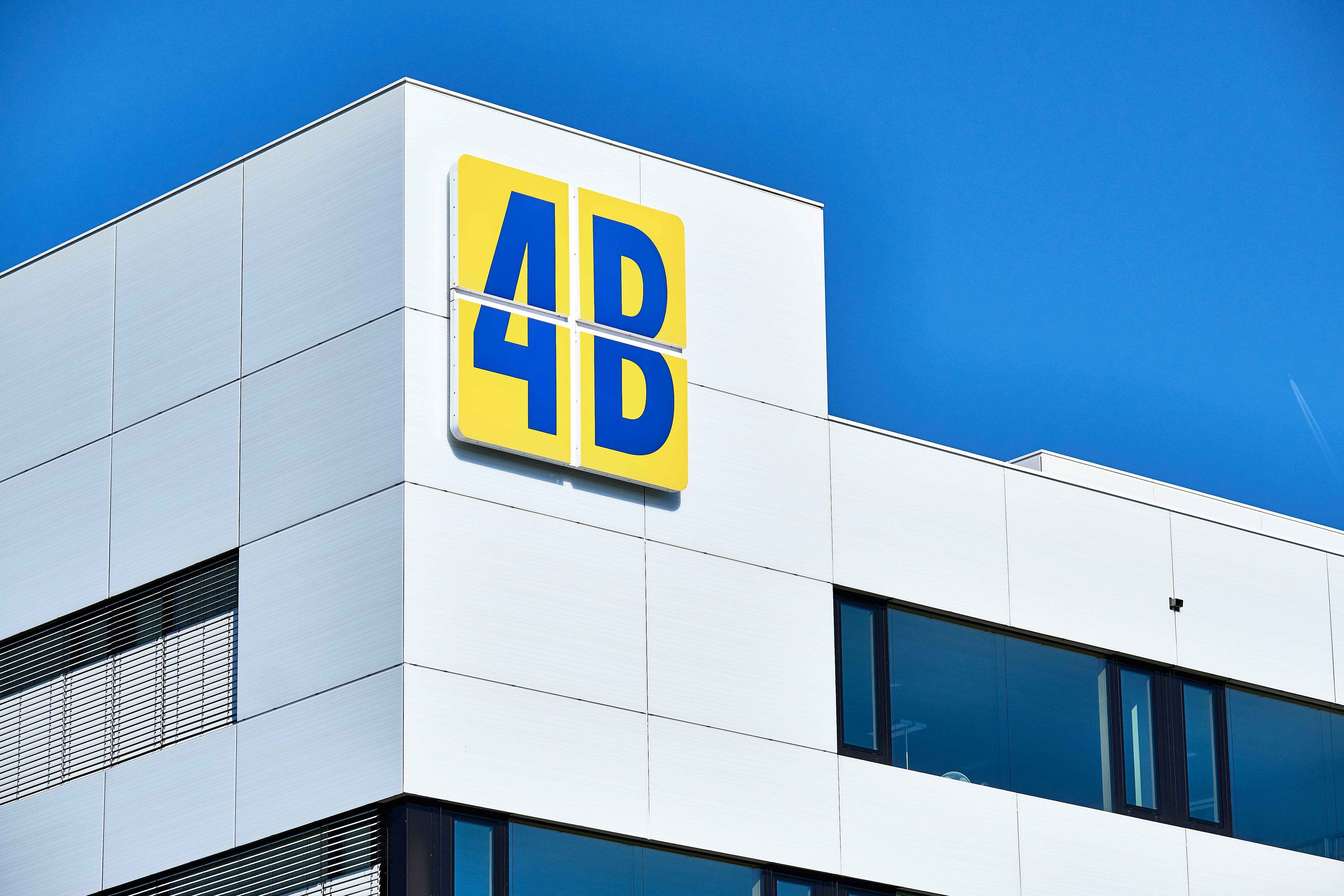 Firmengebäude 4B in Hochdorf