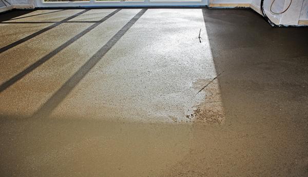 Freshly laid screed before drying