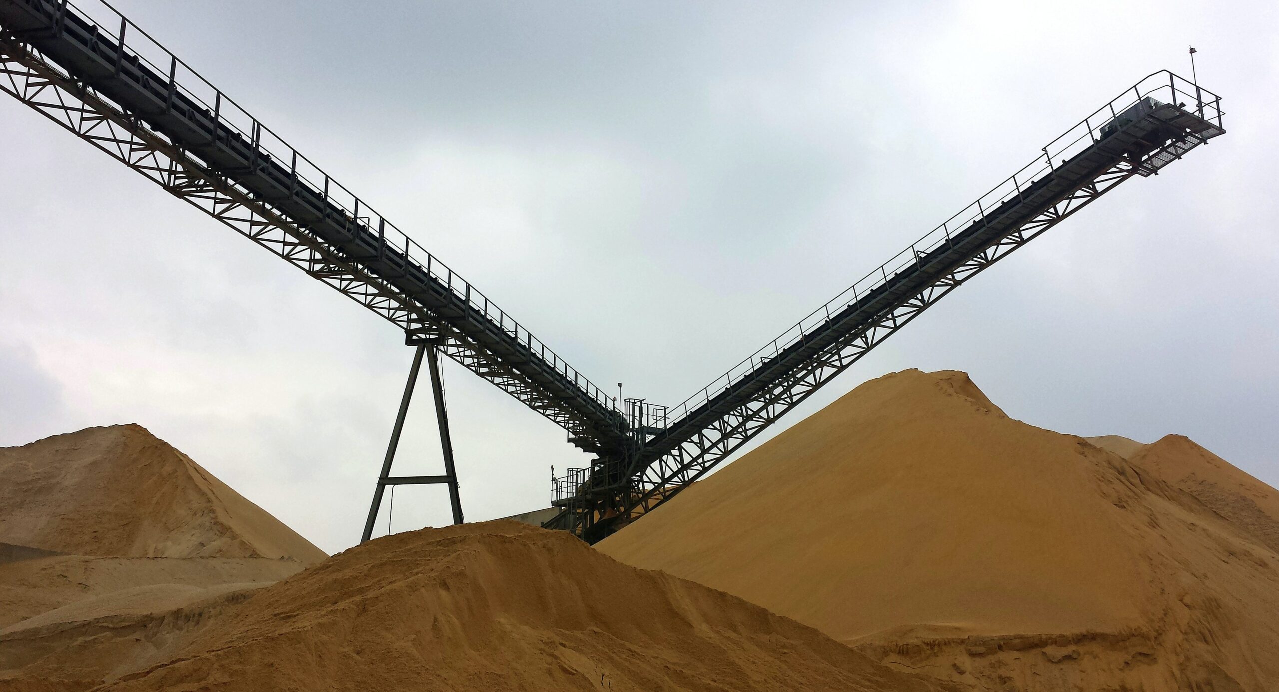 Lang Sandstrahlbetrieb – Fertigung