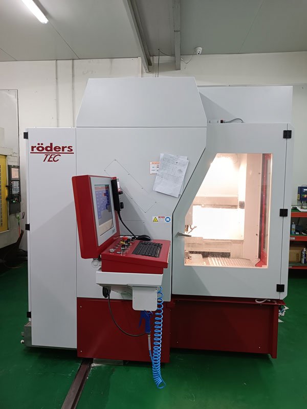 Röders machining centre