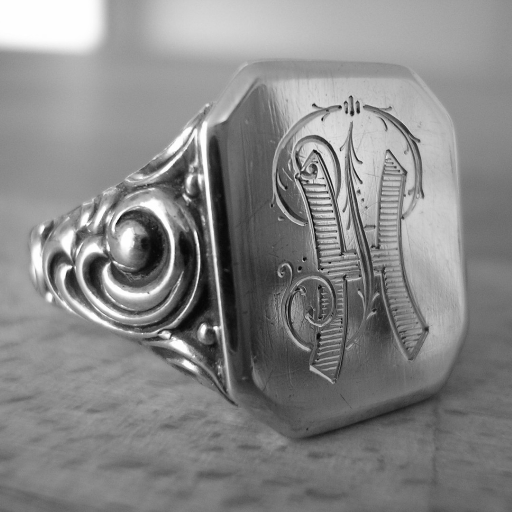 Gravierte Zippo-Feuerzeuge