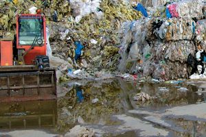 Plastics recycling plant