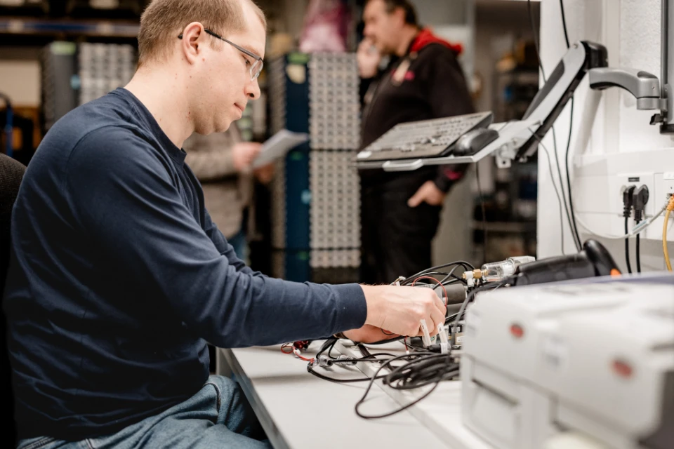 Qualitätssicherung und Testing an elektronischen Baugruppen