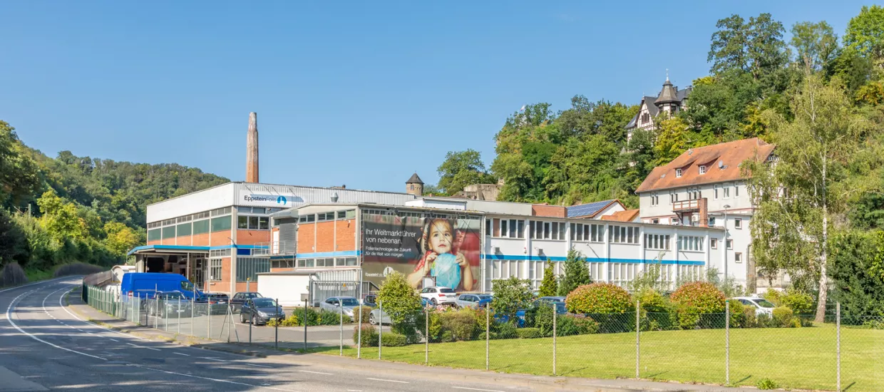 Werksgelände am Fuße der Eppsteiner Burg