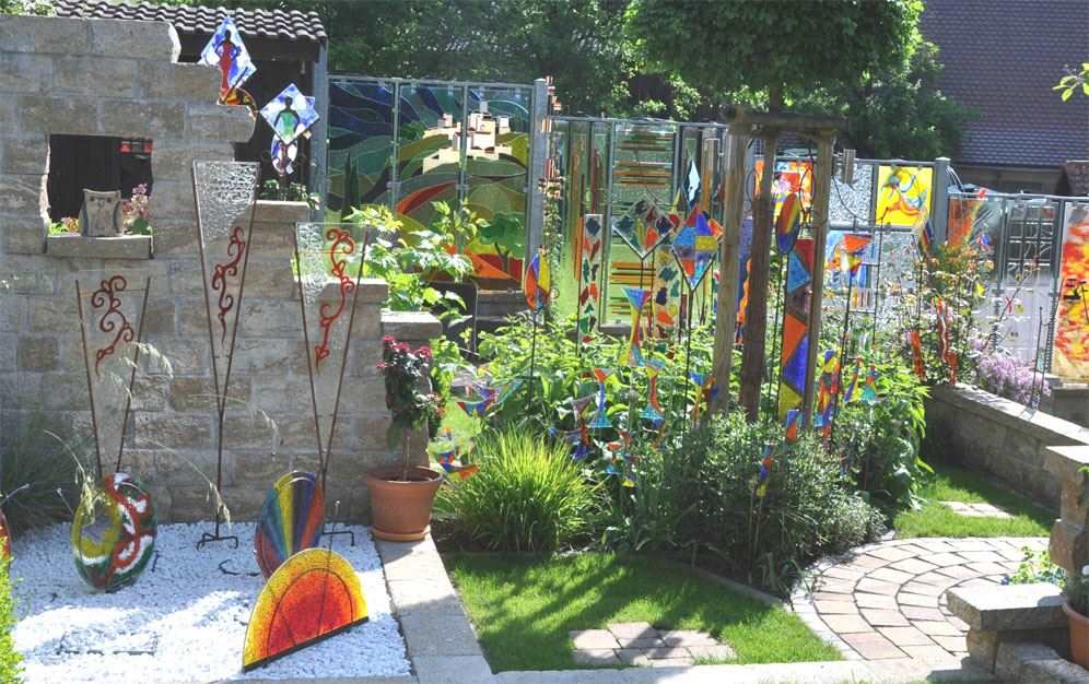 Glasgarten mit Fusing-Glasobjekten