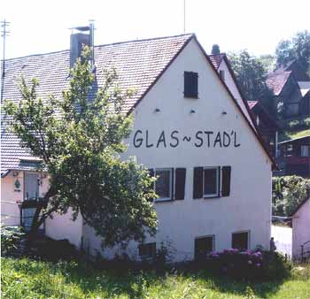 Handgefertigte Glas-Unikate im Verkaufsraum