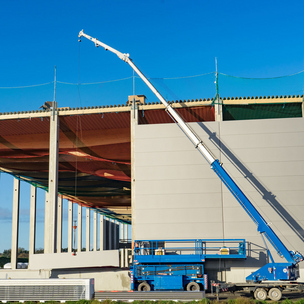 Industriegebäude mit Stahlbetonskelett