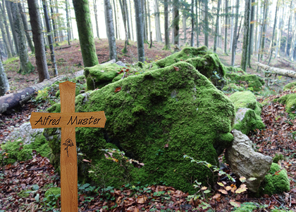 Holzgrabkreuz