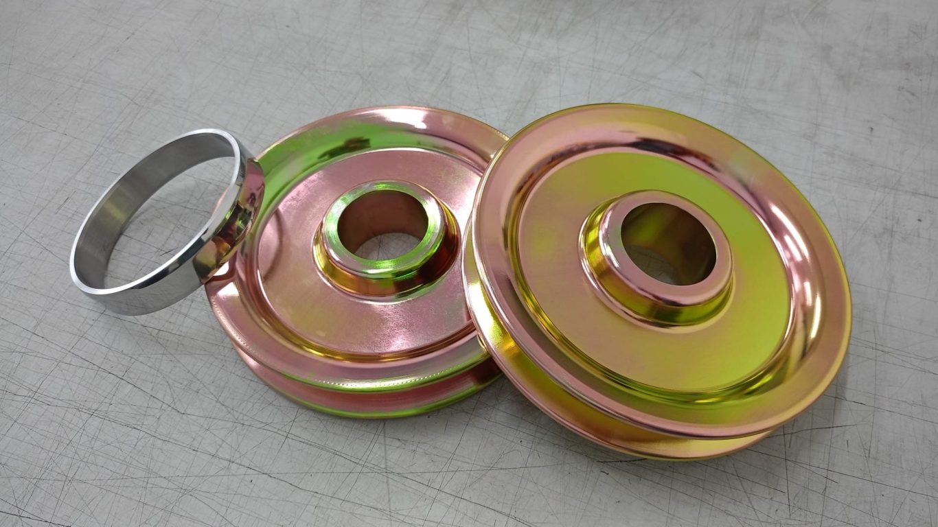 Präzisionsbearbeitung von Metallbauteilen