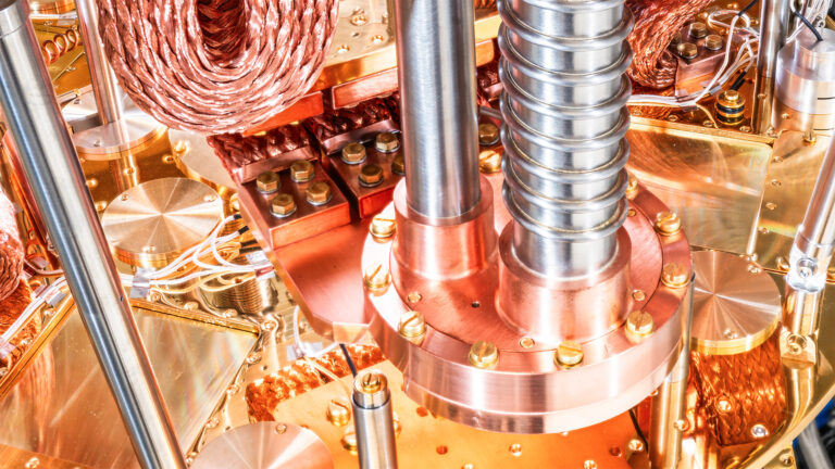 Close-up der zweiten Stufe eines Pulse Tube Cryocoolers