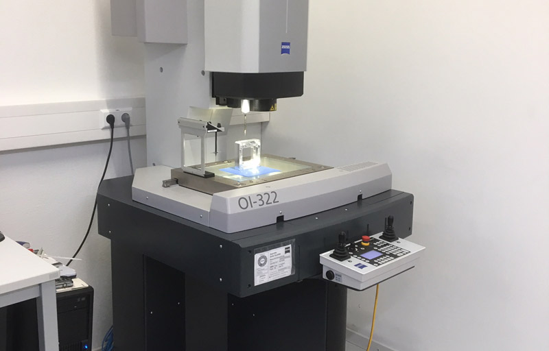 Zeiss 3D-Messmaschine im Messraum