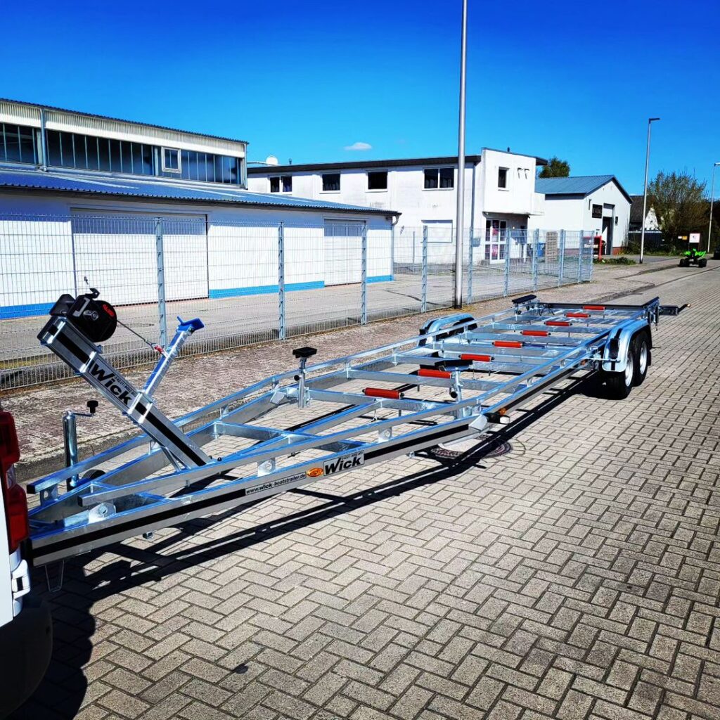 Trailer für Torfkähne