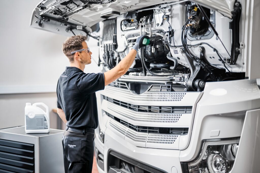 Service und Ersatzteile