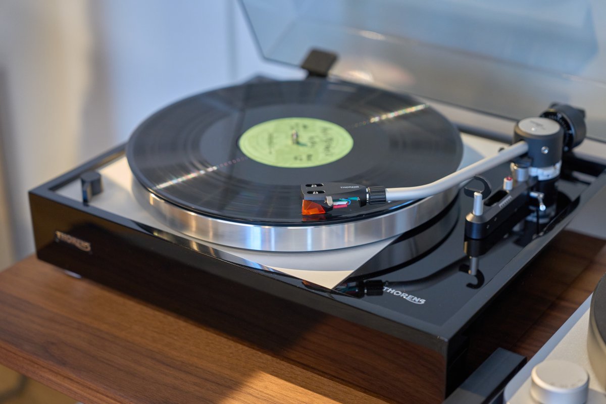 Plattenspieler Thorens/Perpetuum Ebner