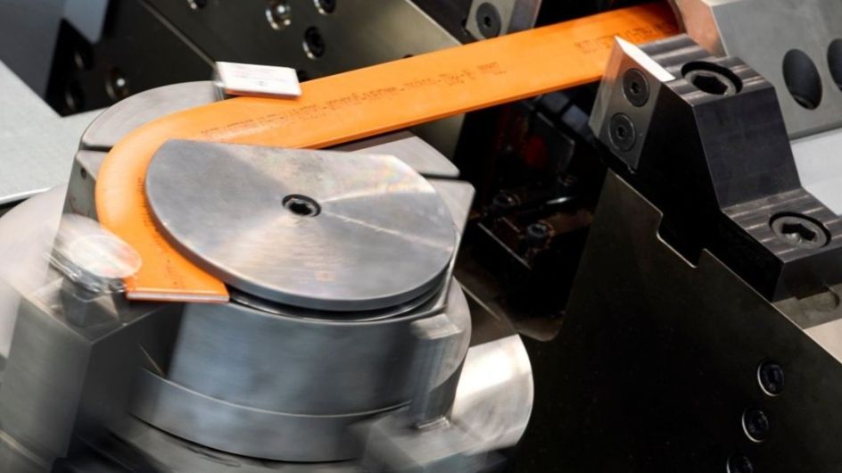 Bent-Busbars