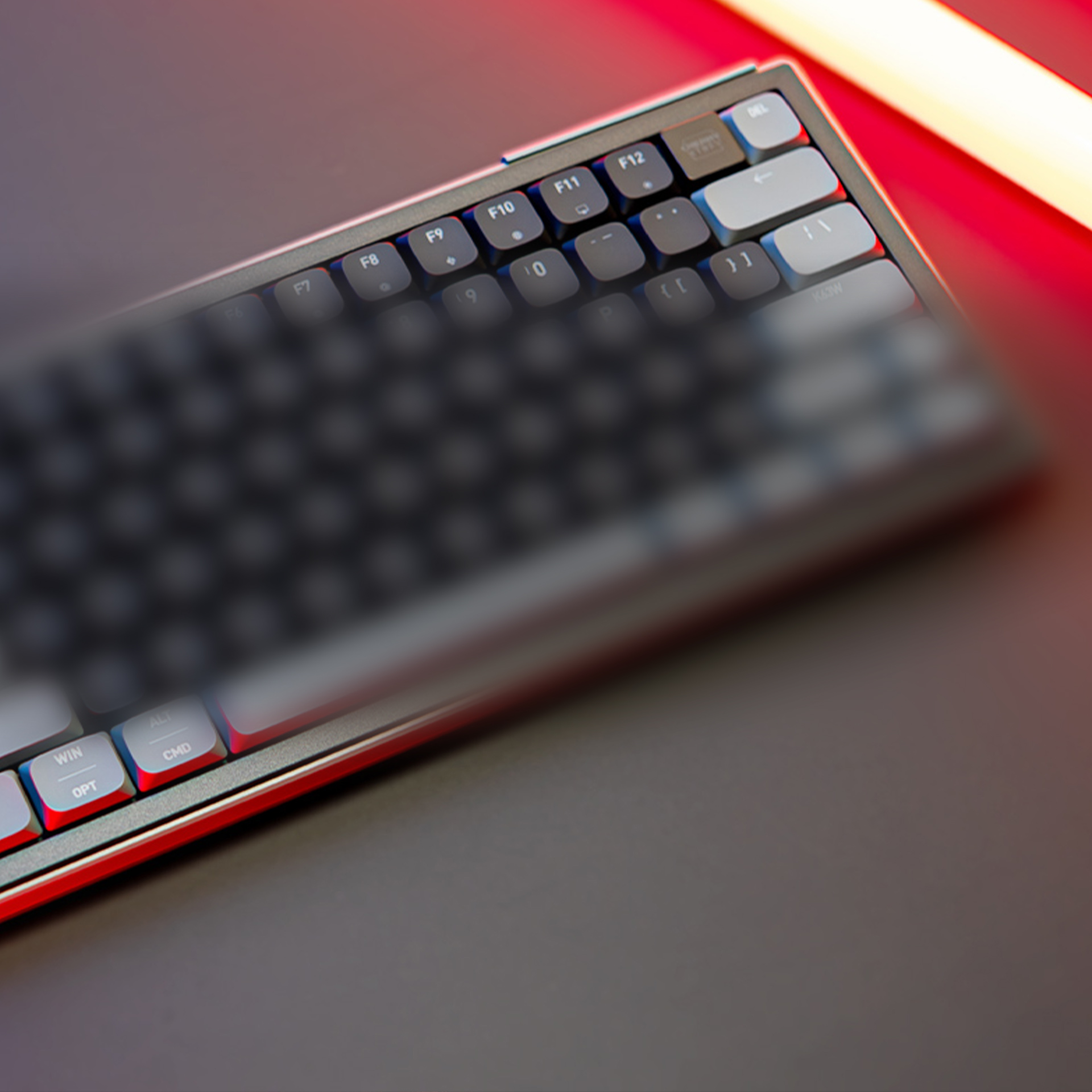 K63W Pro Ultra-Wideband-Tastatur