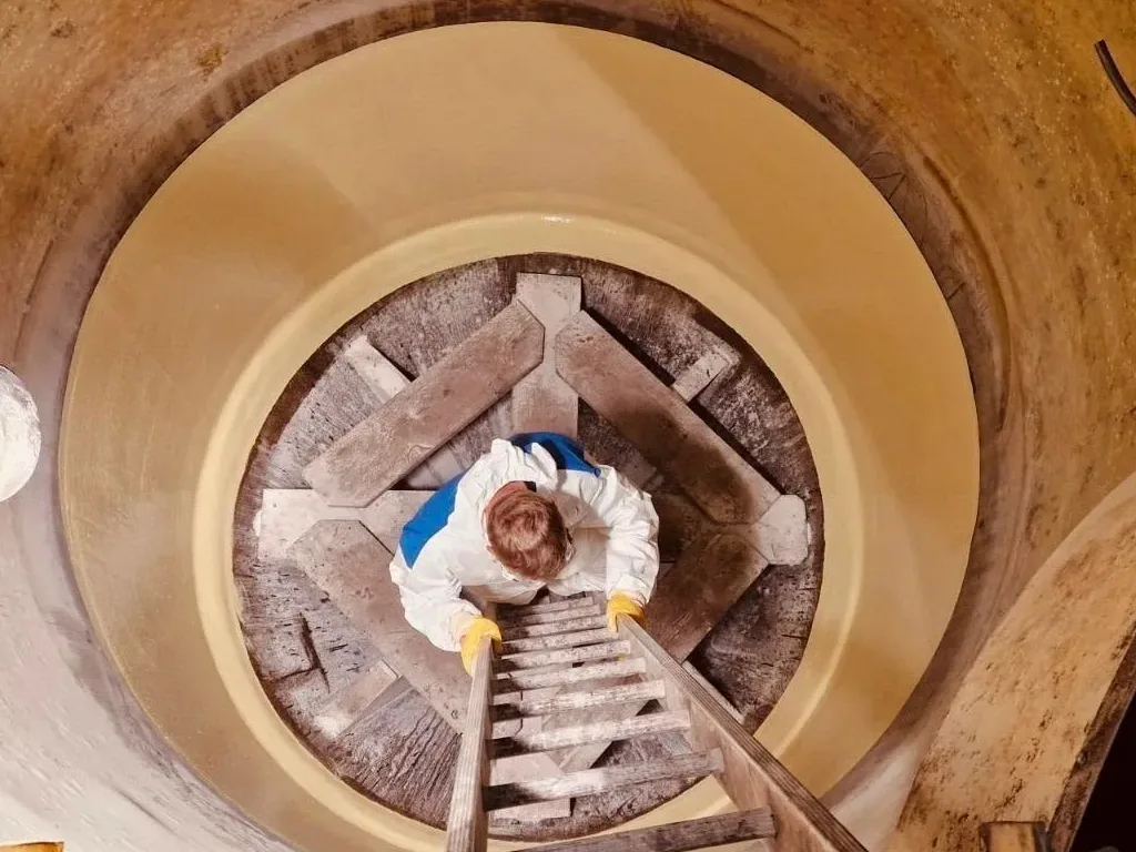 Wasserstrahlschneiden von GFK-Platten