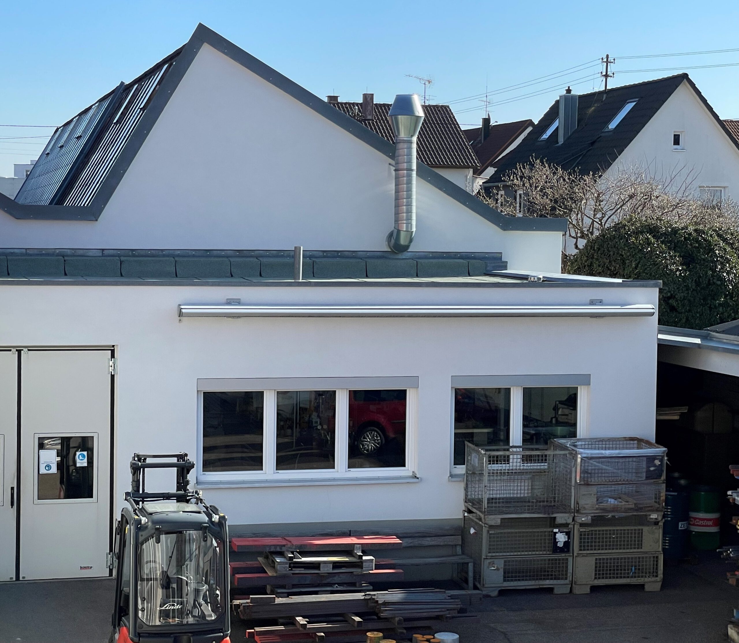 An- und Ausbau der Schleiferei