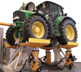 Gesamtfahrzeugprüfstand Heavy Duty
