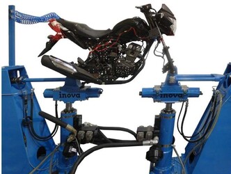 Gesamtfahrzeugprüfstand Motorrad