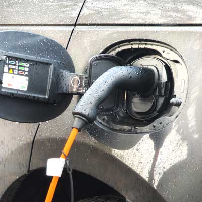Automotive-Elektronik (Lidar, TPM, Batterie, Infotainment)