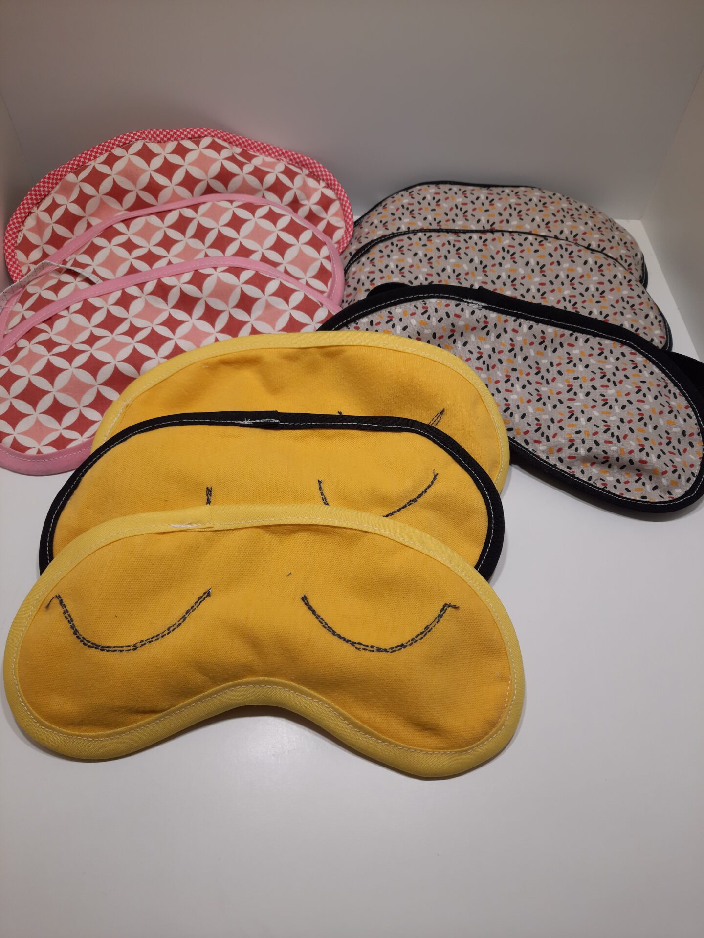 Genähte Schlafmasken