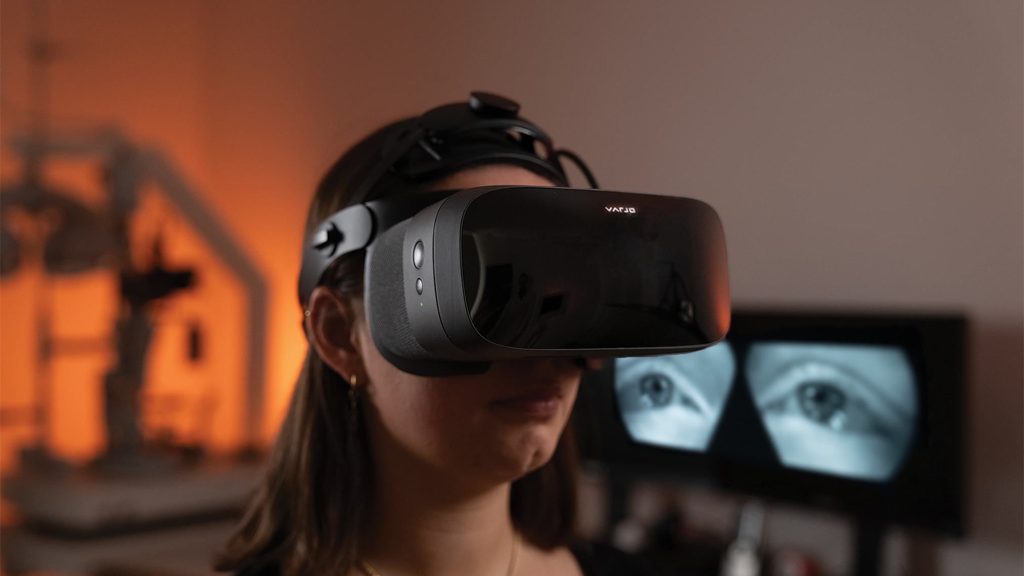 neos® – Neurophtalmoskop (Head-Mounted Display)